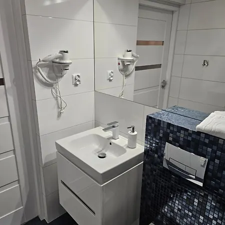 Pensionat Biszkoptowa 3*